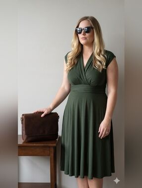HM Classic Olive Green Wrap-Style Women’s Dress Medium